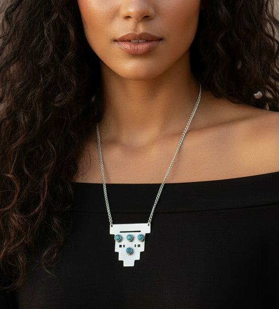 Tierra Pendant